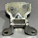 Петля дверей Isuzu D-Max 2004>2012 перед права верхня Петля дверей Isuzu D-Max 2004>2012 перед права верхня